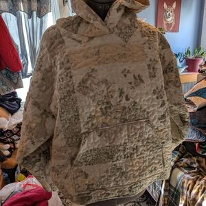 Quilted Hooded Pullover